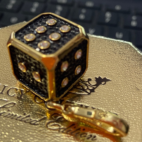 RARE! Y2K JUICY COUTURE PAVE BLACK DICE CHARM SWAROVSKI CRYSTALS BLING - Picture 9 of 9